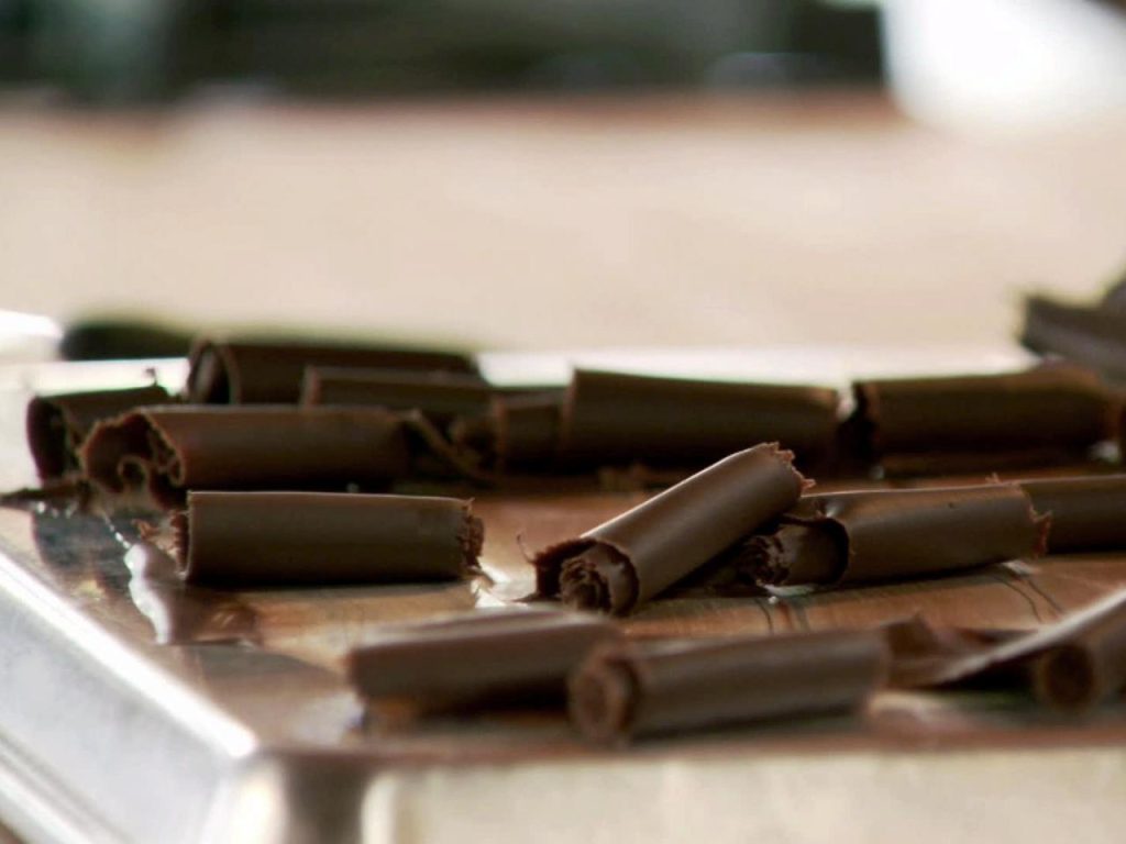 how to make chocolate curls